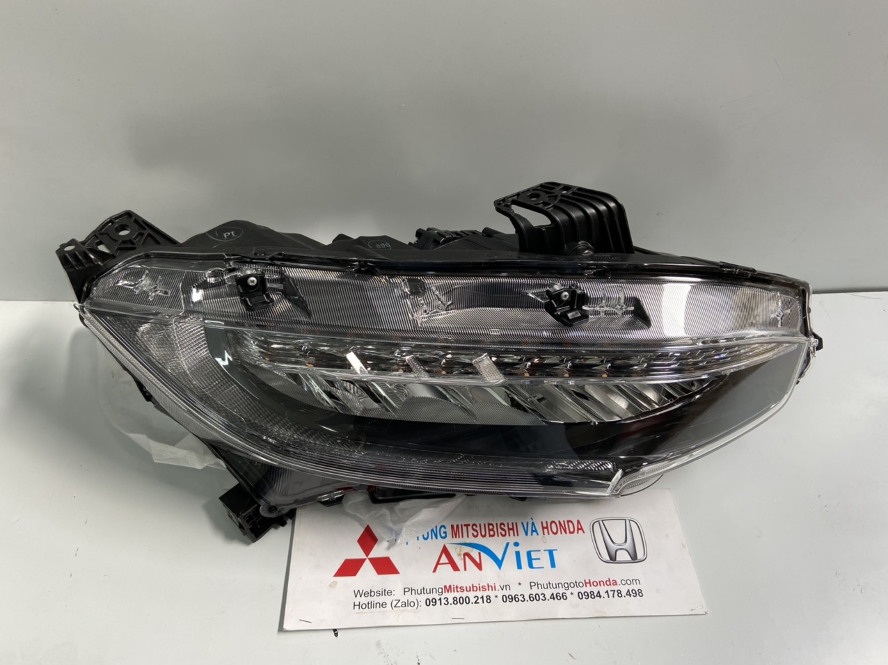 Đèn pha xe Honda CIVIC 2016-2021 bản led